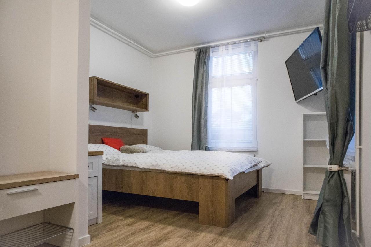 Jantar Apartmaji 新梅斯托 外观 照片